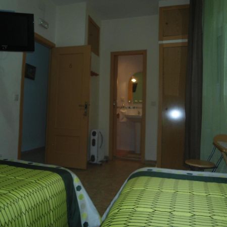 Hostal Florida Madrid Extérieur photo
