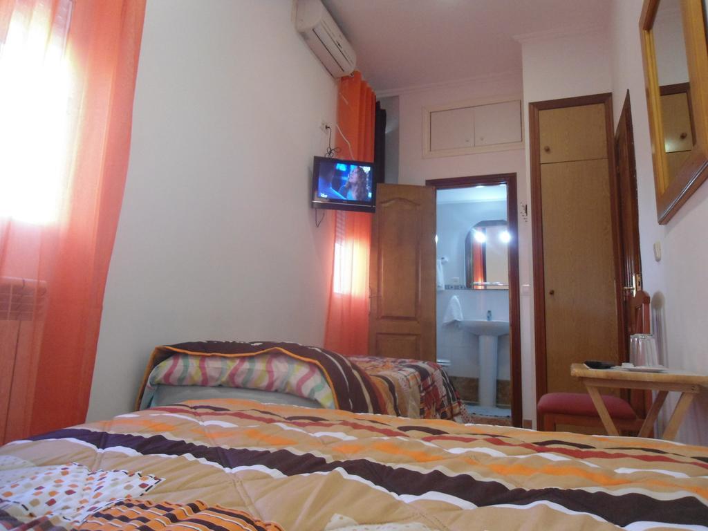Hostal Florida Madrid Extérieur photo