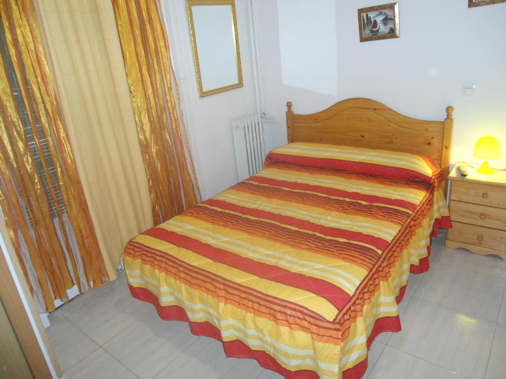Hostal Florida Madrid Extérieur photo