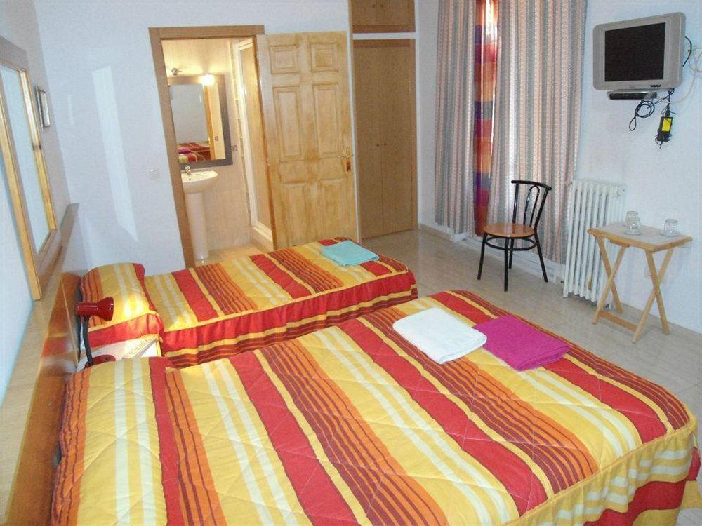 Hostal Florida Madrid Extérieur photo