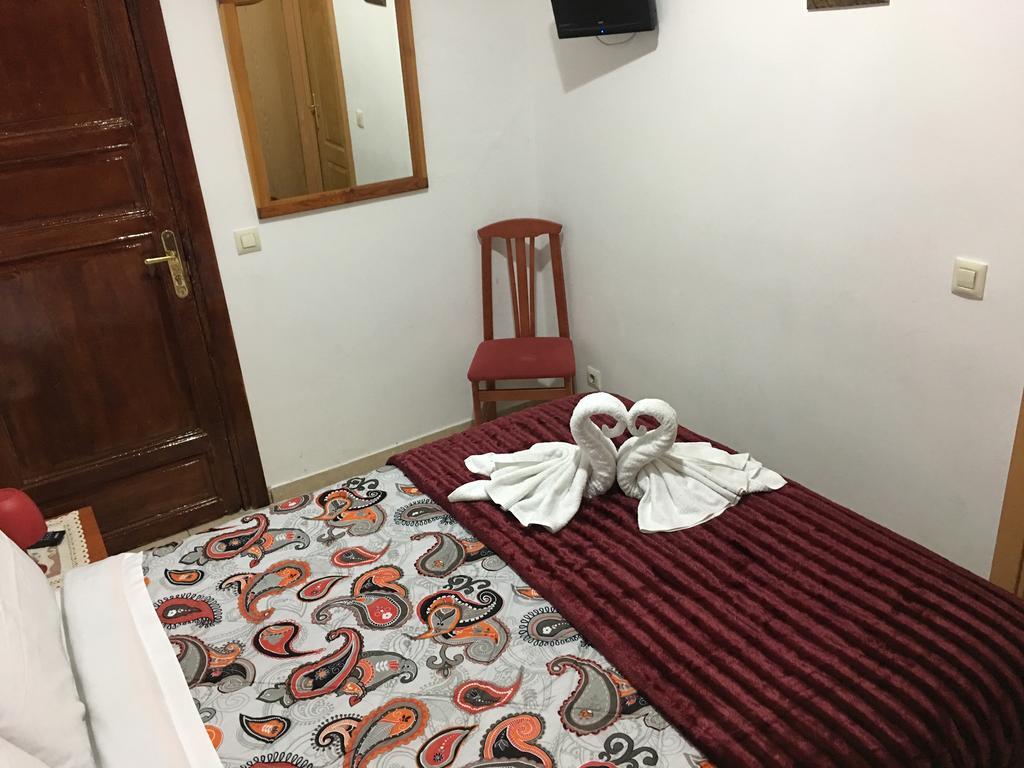 Hostal Florida Madrid Extérieur photo