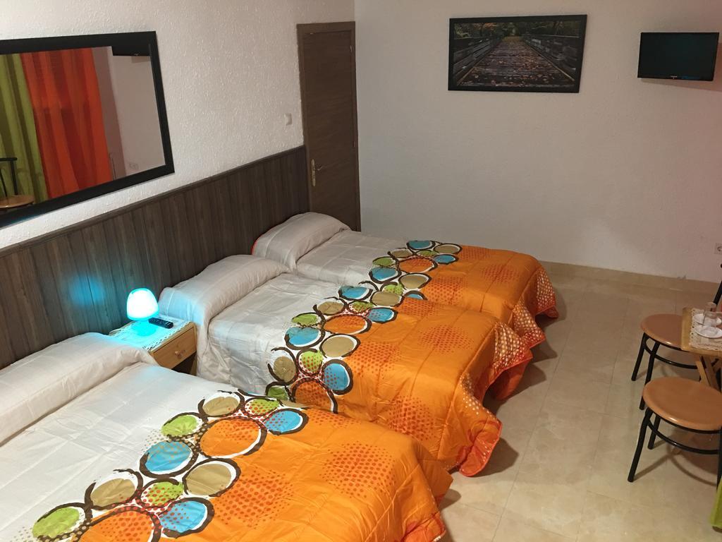 Hostal Florida Madrid Extérieur photo