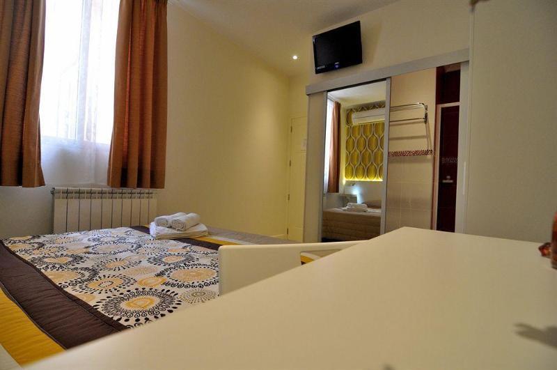 Hostal Florida Madrid Extérieur photo