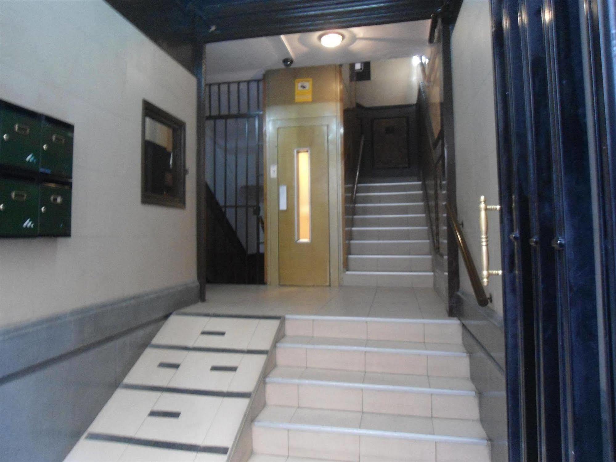 Hostal Florida Madrid Extérieur photo